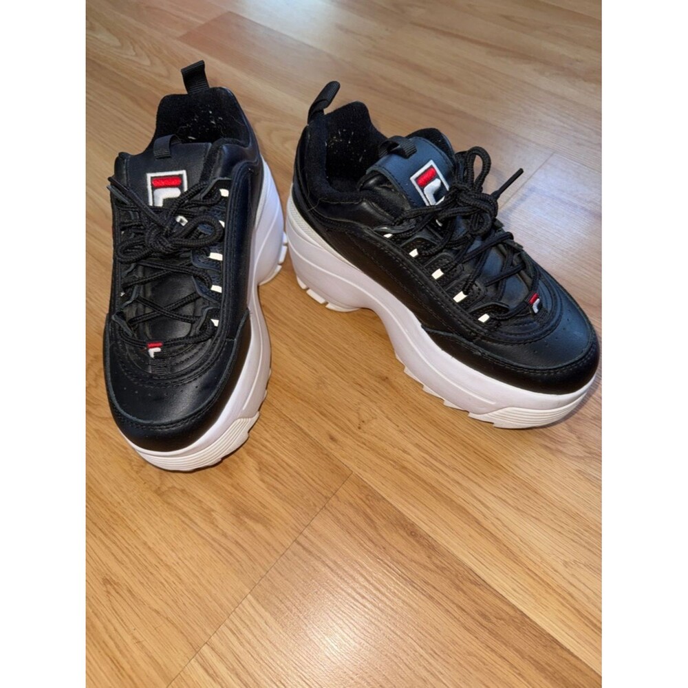 FILA Disruptor II Black Leather Platform Sneakers Size 5.5